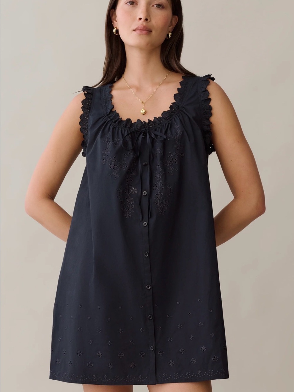 Few Moda sorella NWT Caroline Black Eyelet Cotton Mini Dress